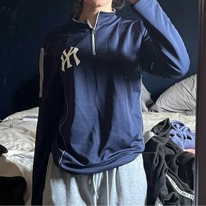Yankees warm up jacket